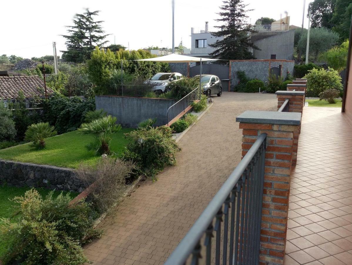 Frühstückspension Feluchia Tra Il Mare E Il Vulcano