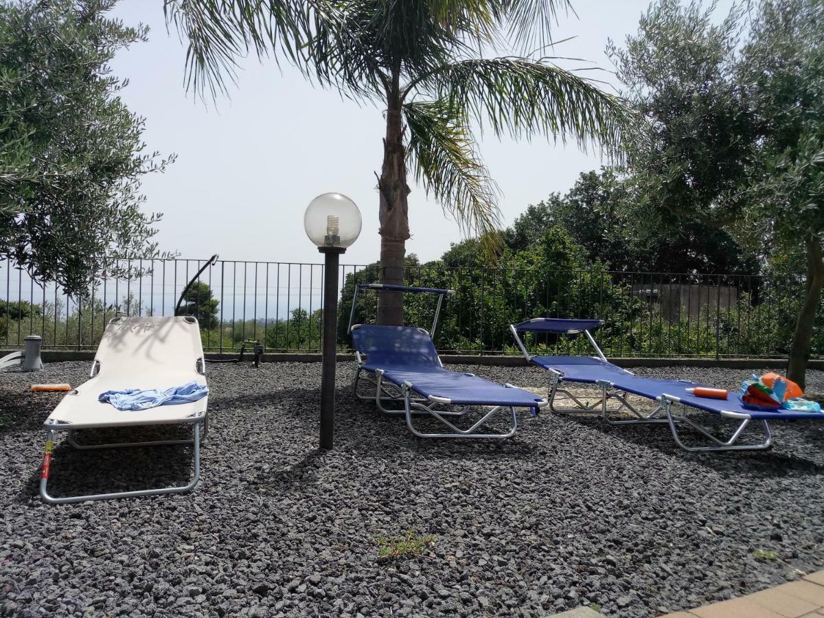 Frühstückspension Feluchia Tra Il Mare E Il Vulcano 2*
