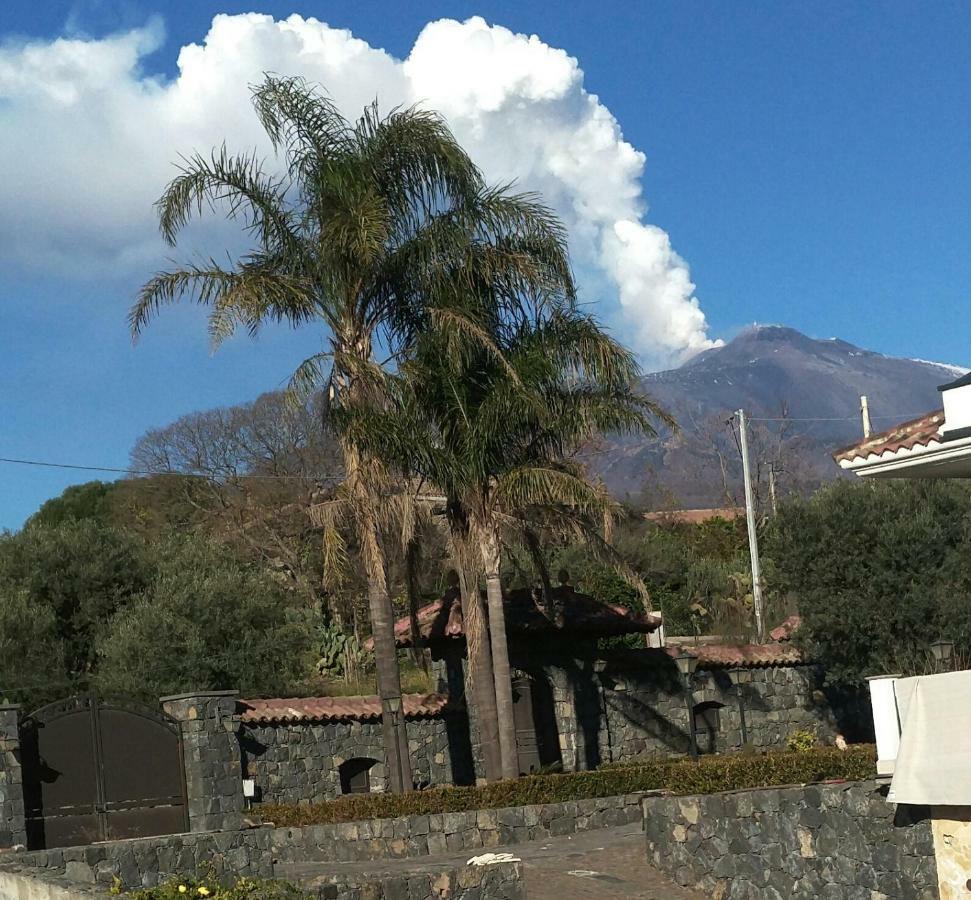 Frühstückspension Feluchia Tra Il Mare E Il Vulcano 2*