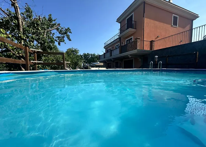 Villa Feluchia Tra Il Mare E Il Vulcano