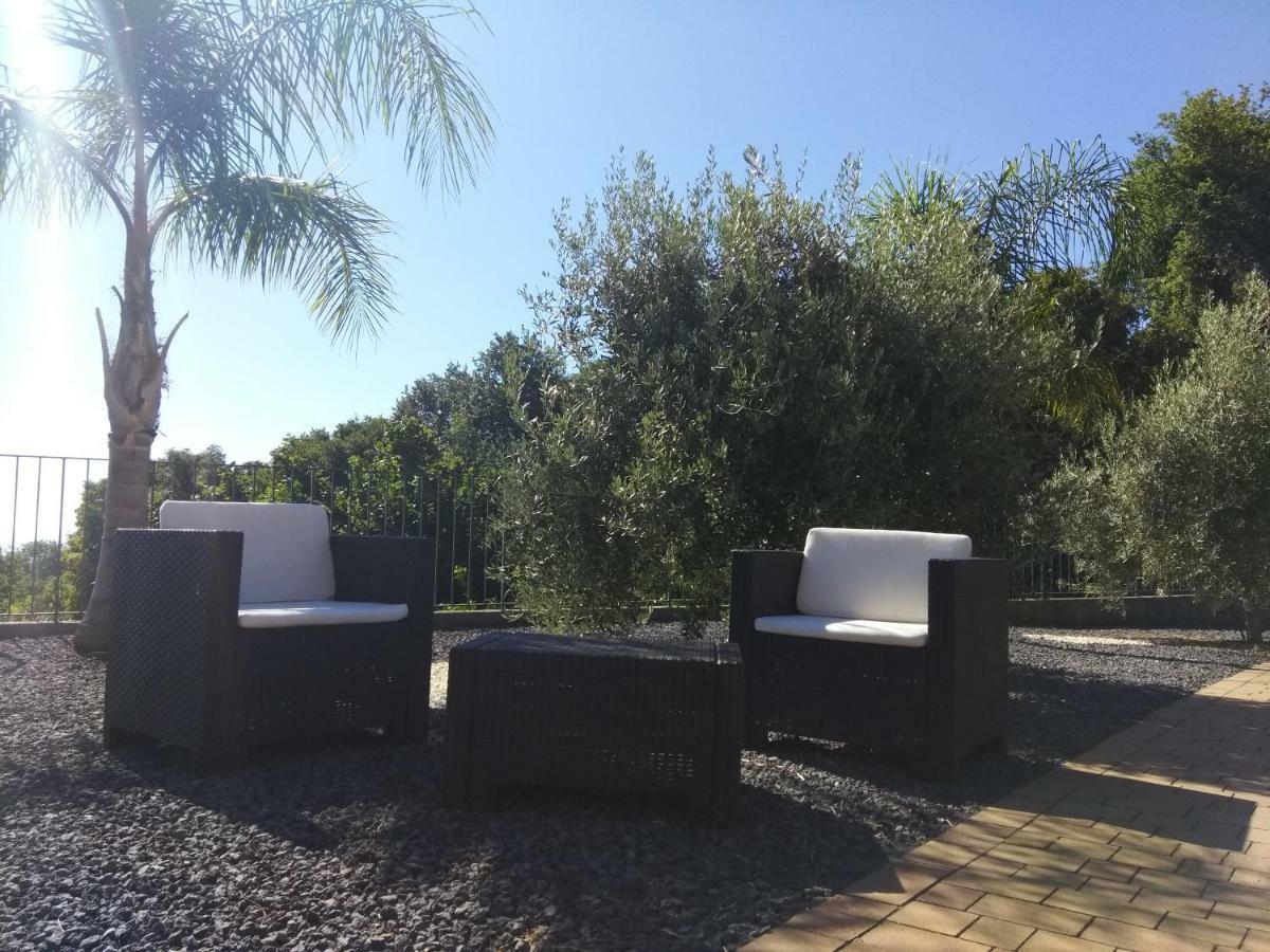 Bed & Breakfast Feluchia Tra Il Mare E Il Vulcano Acireale